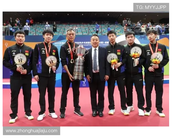 成都羽毛球队在世界锦标赛积分榜上以83分稳居第一名展现强大实力