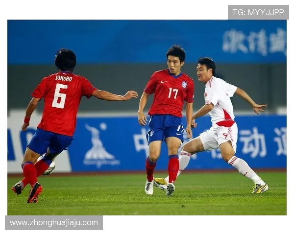 全国锦标赛回顾：杭州足球队展现出色灵活性与战术应变能力